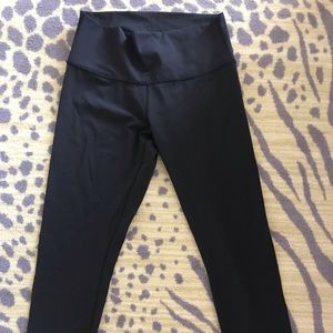 Lululemon Wunder Under Black size 10